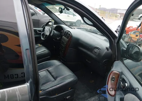 2001 Chrysler Town & Country Limited z USA, uszkodzony, nr VIN 2C8GP64L51R240197